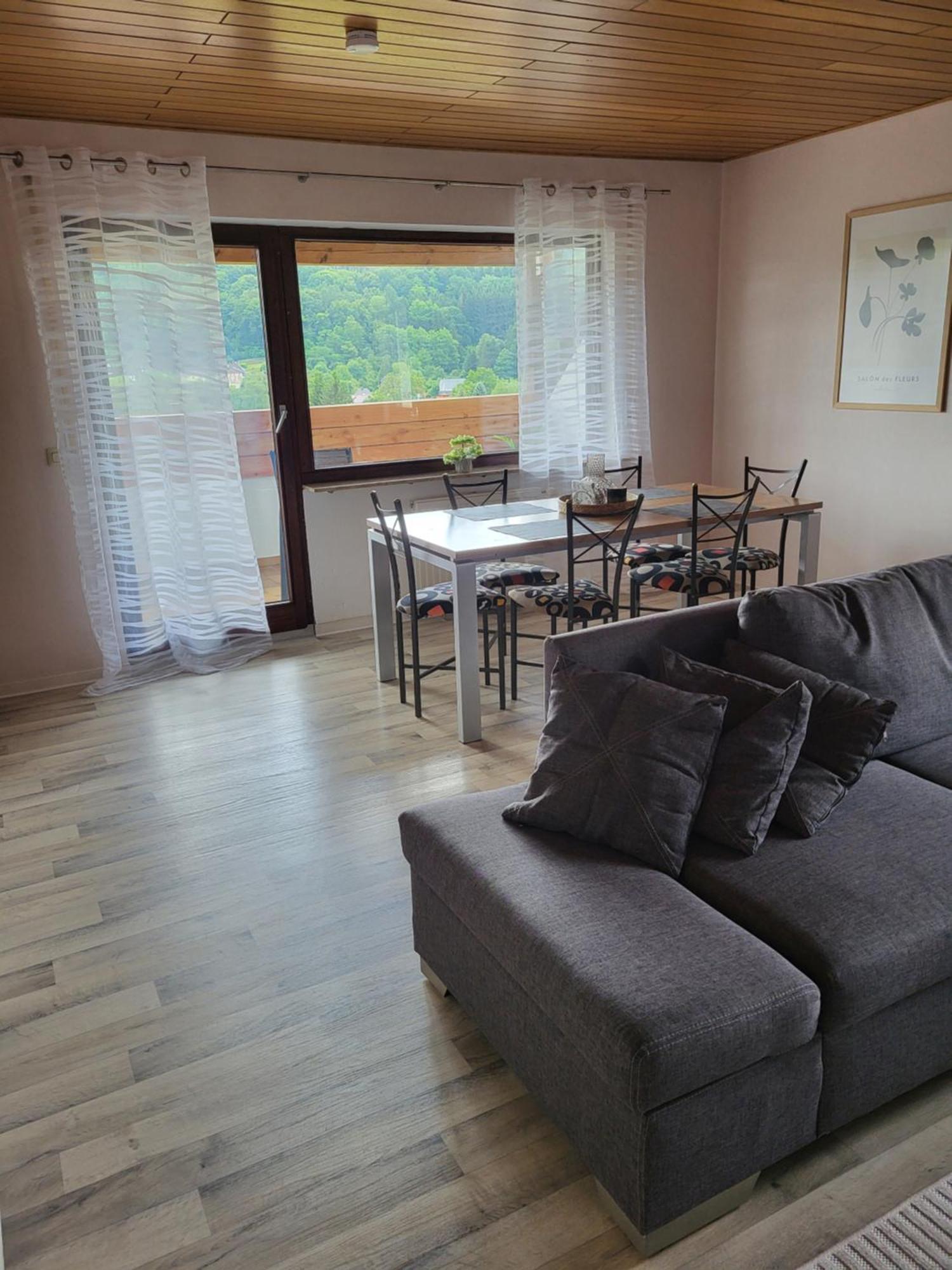 Ferienwohnung Weitblick Uninah Homburg  Bagian luar foto